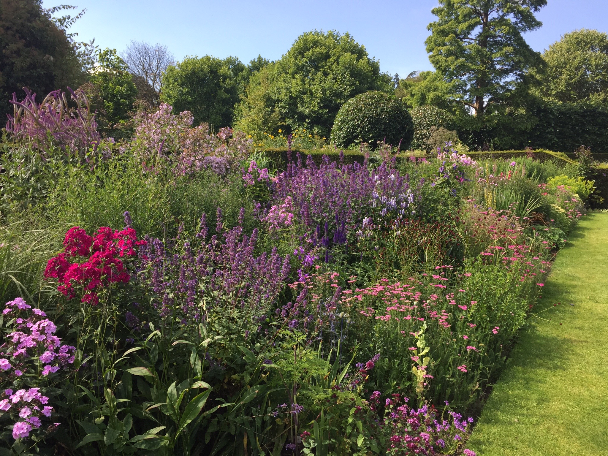 Gresgarth Hall - Sisley Garden Tours