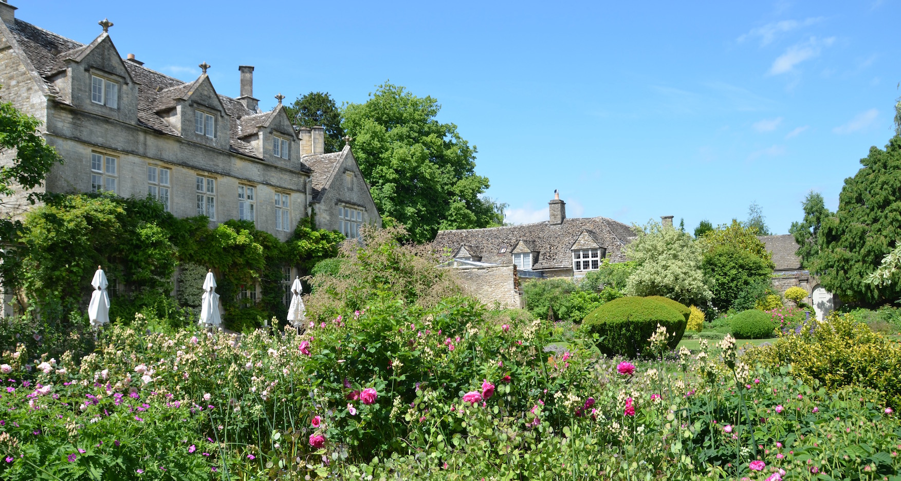 English Garden: Visit Barnsley House with Sisley Garden Tours